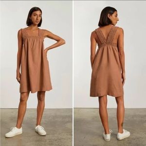 NWT Everlane The Smocked Linen Dress in Tawney Brown Tan Elastic Pockets size XS